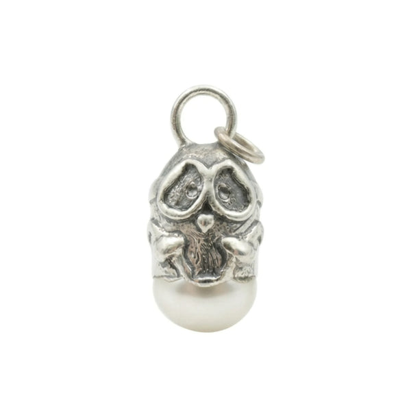 Sara Grace Jewelry - Foto Prodotto Ciondolo Gufinion Su Sfondo Bianco