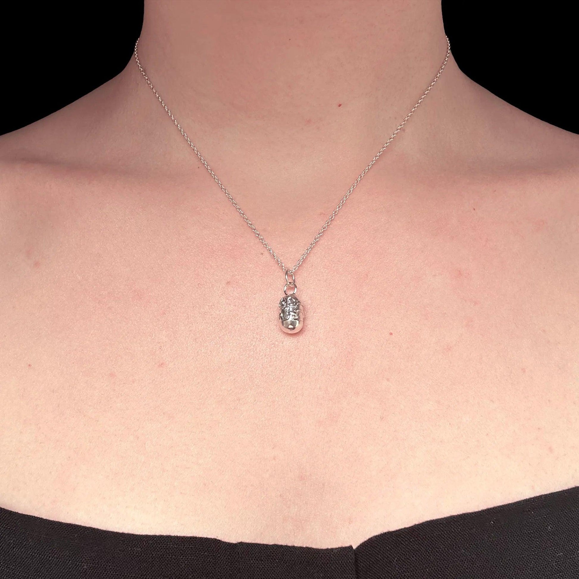 ciondolo argento 925 a forma di gufinion con catenina 40 cm