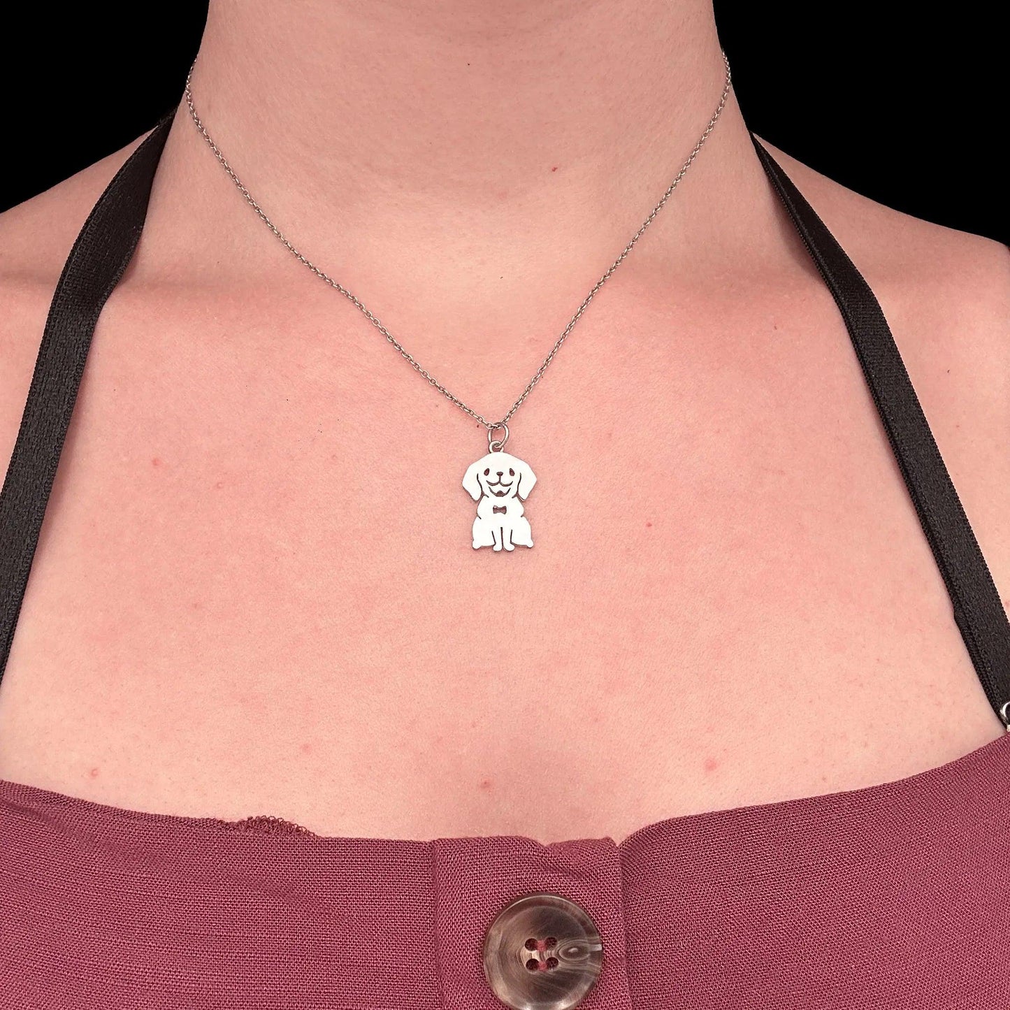 Ciondolo animale labrador in argento 925 indossato 40 cm