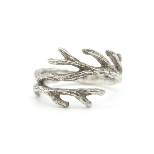 Sara Grace Jewelry - Foto Prodotto Anello Corallo Su Sfondo Bianco