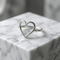 Sara Grace Jewelry anello in argento 925 cuore dettaglio artigianale – gioiello romantico 