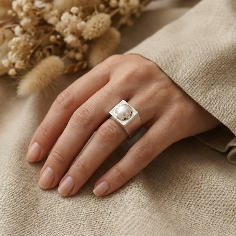 White Pearl Ring