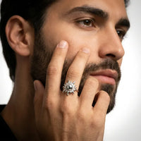 Sara Grace Jewelry - Foto Prodotto Anello Sole Argento 925 Indossato Maschile