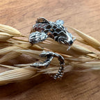 Sara Grace Jewelry anello 3D in argento 925 carpa koi su spiga di grano lifestyle – gioiello artigianale 