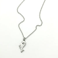 Sara Grace Jewelry - Foto Prodotto Ciondolo Delfino Su Sfondo Bianco