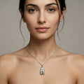 Sara Grace Jewelry - Foto Prodotto Ciondolo Fantasmino Argento 925 Indossato con Catenina 40 cm