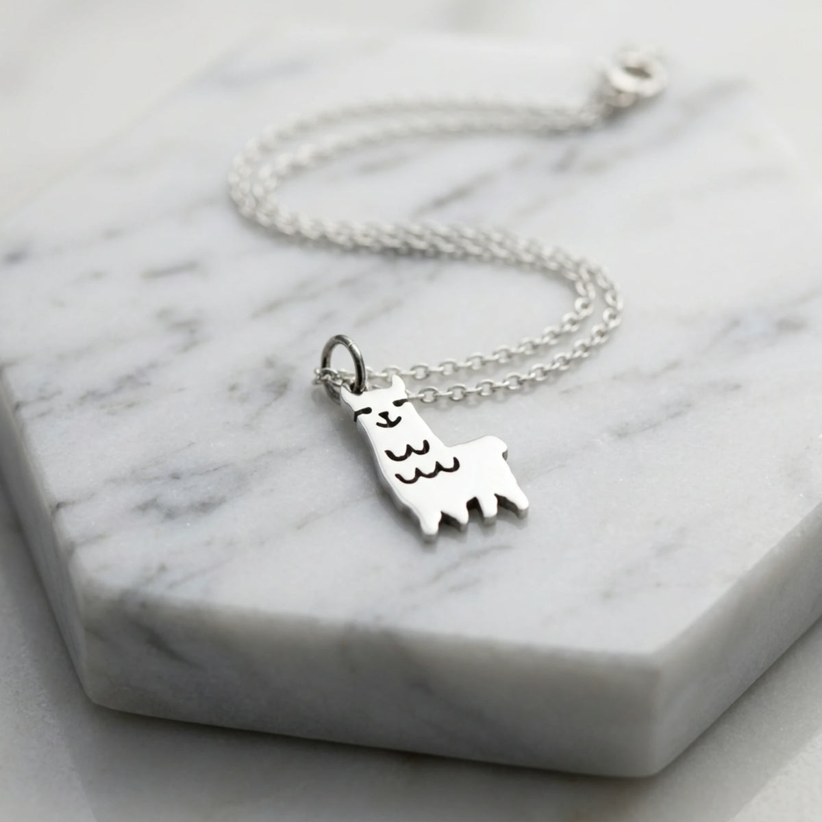 Sara Grace Jewelry ciondolo artigianale in argento 925 a forma di lama – gioiello fatto a mano