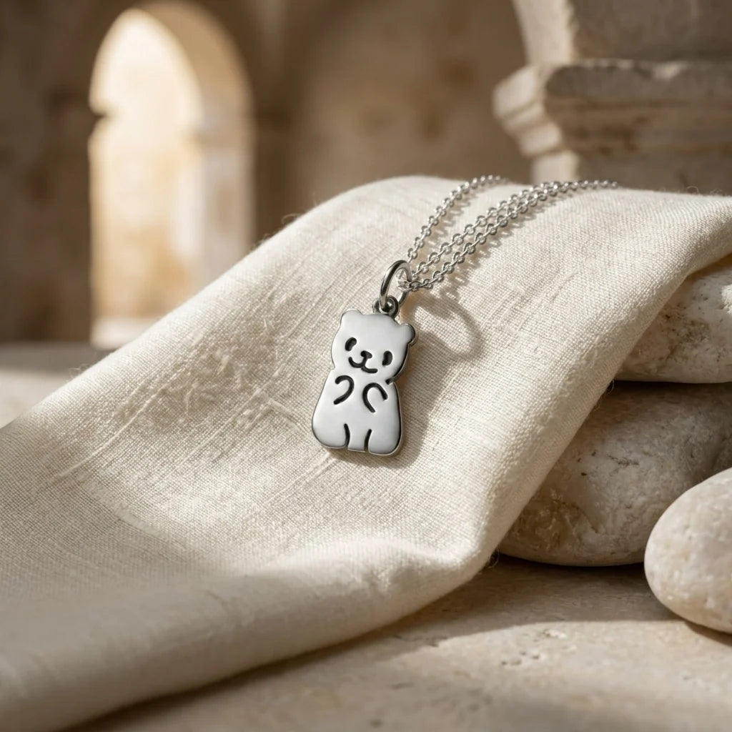 Sara Grace Jewelry ciondolo artigianale in argento 925 a forma di panda – gioiello fatto a mano