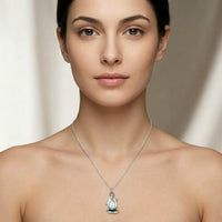 Sara Grace Jewelry - Foto Prodotto Ciondolo Surfavocado Argento 925 Indossato con Catenina 45 cm