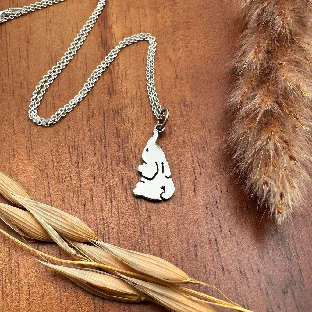Sara Grace Jewelry ciondolo artigianale in argento 925 a forma di elefante – gioiello fatto a mano