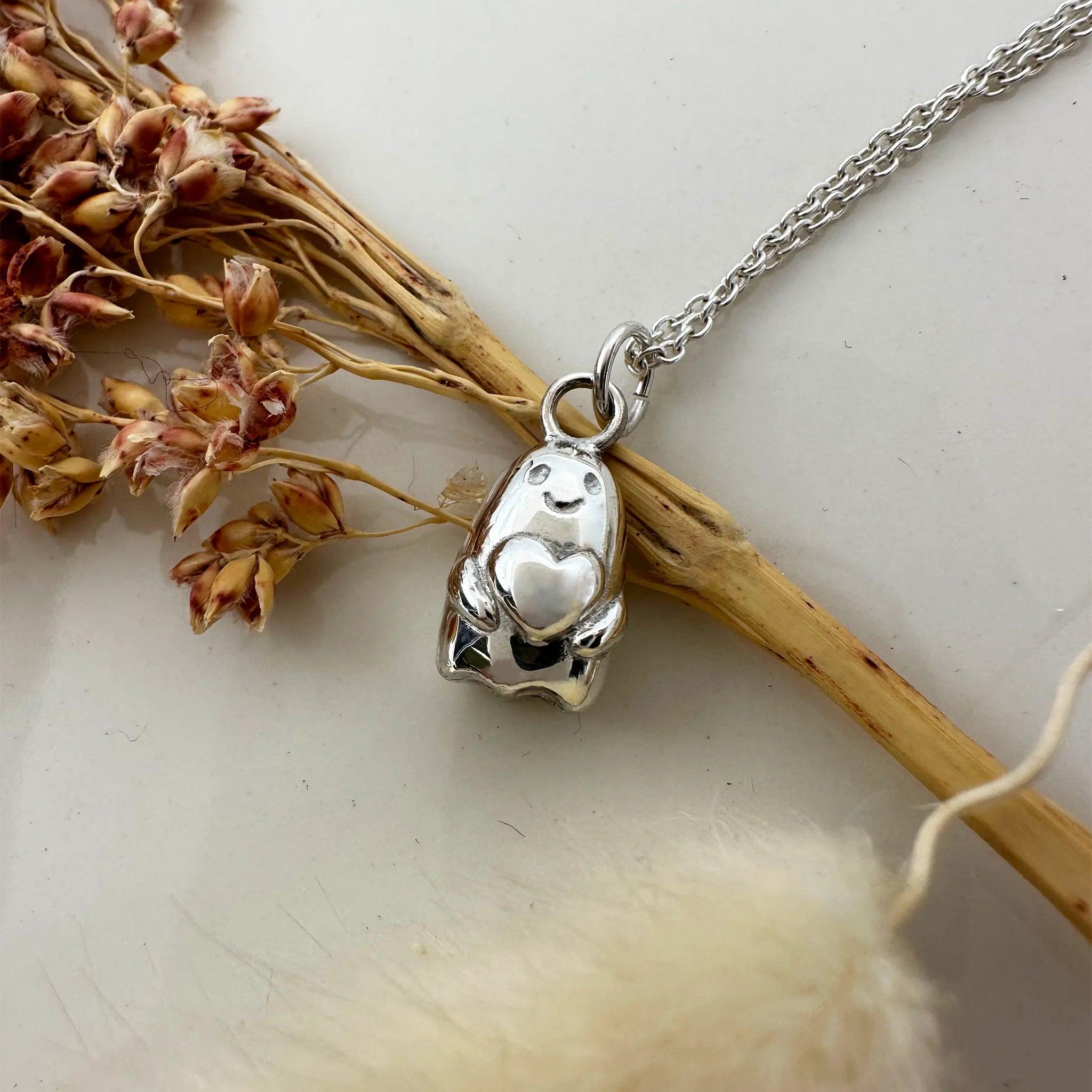 Sara Grace Jewelry ciondolo in argento 925 fantasma dettaglio artigianale – gioiello Halloween 