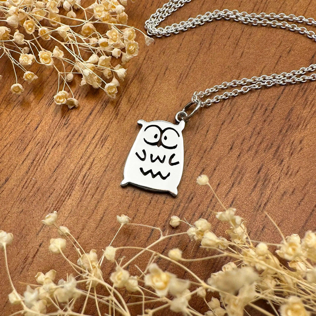 Sara Grace Jewelry ciondolo artigianale in argento 925 a forma di gufo – gioiello fatto a mano