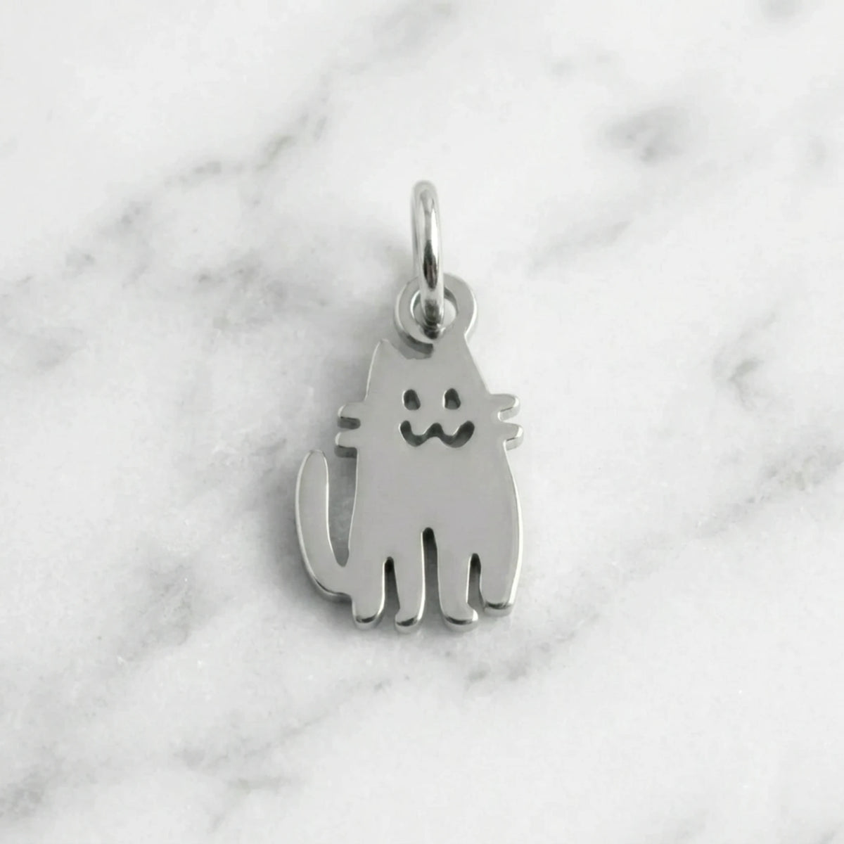 Sara Grace Jewelry orecchini artigianali in argento 925 a forma di gatto – gioiello fatto a mano